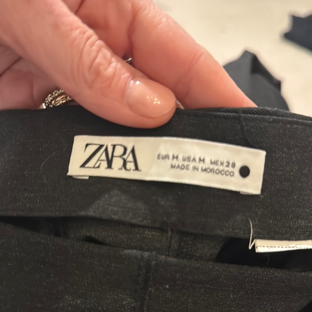 Zara Gray Midi Pencil Skirt for Work - Picture 3 of 3